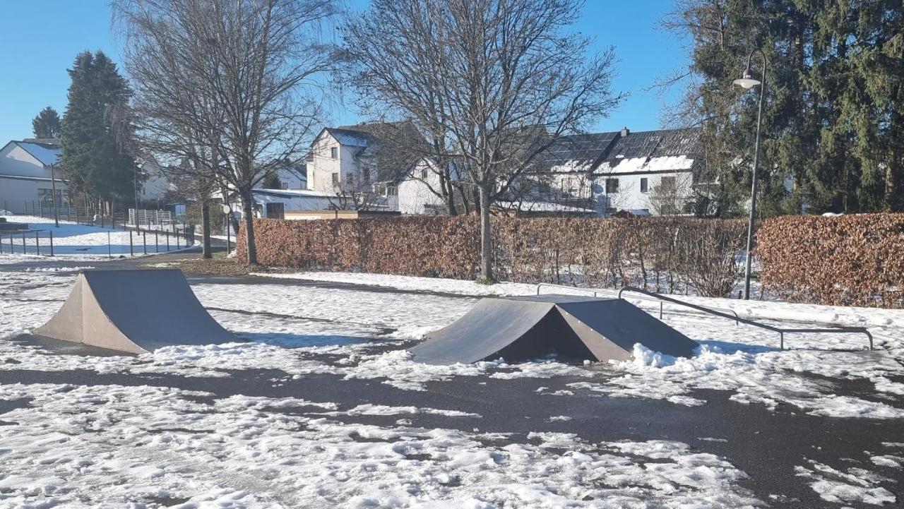 Gemuetliche Ferienwohnung Reinsfeld Esterno foto